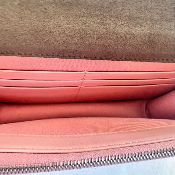 Fendi Vitello Century Hypnoteyes  Wallet on Chain - Picture 10 of 13